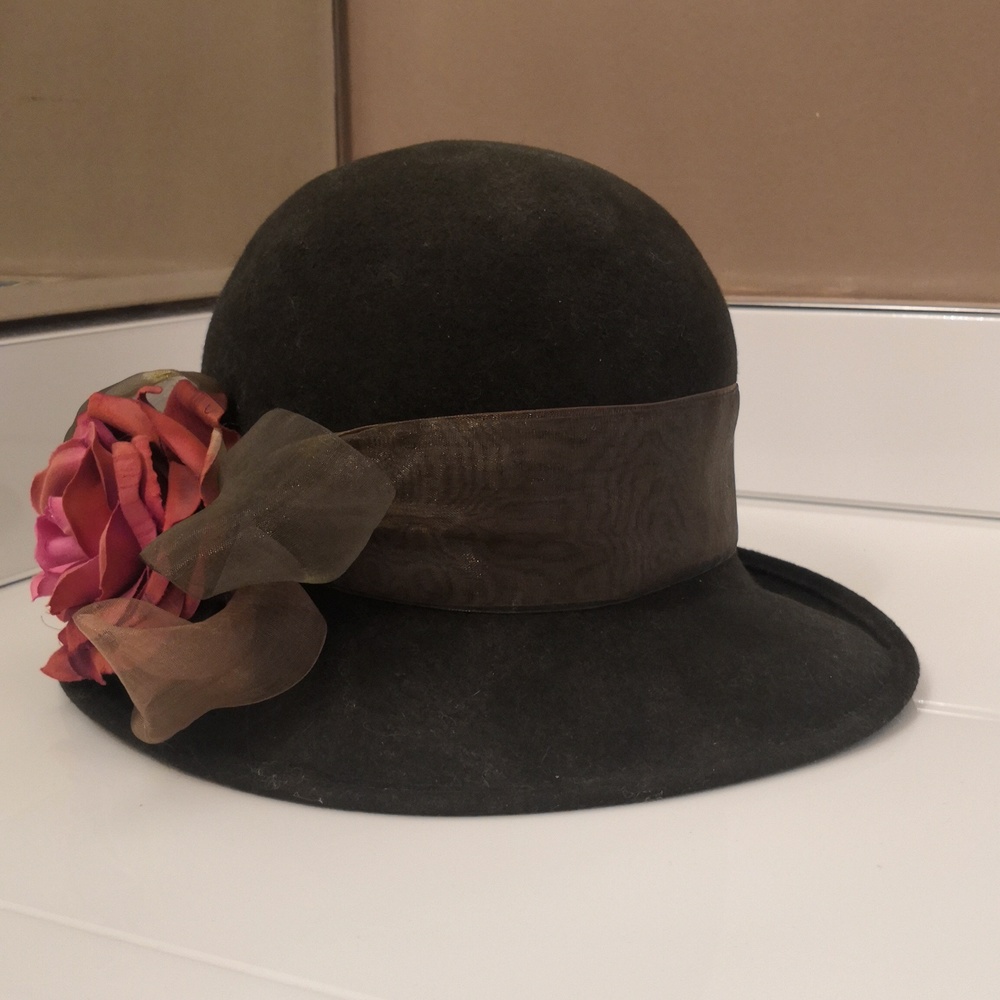 Olive Vintage Clough Hat
